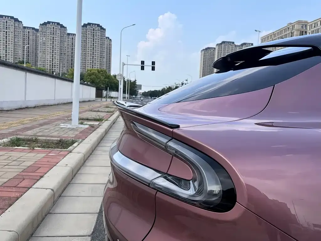 Xiaomi YU7 — фото 8