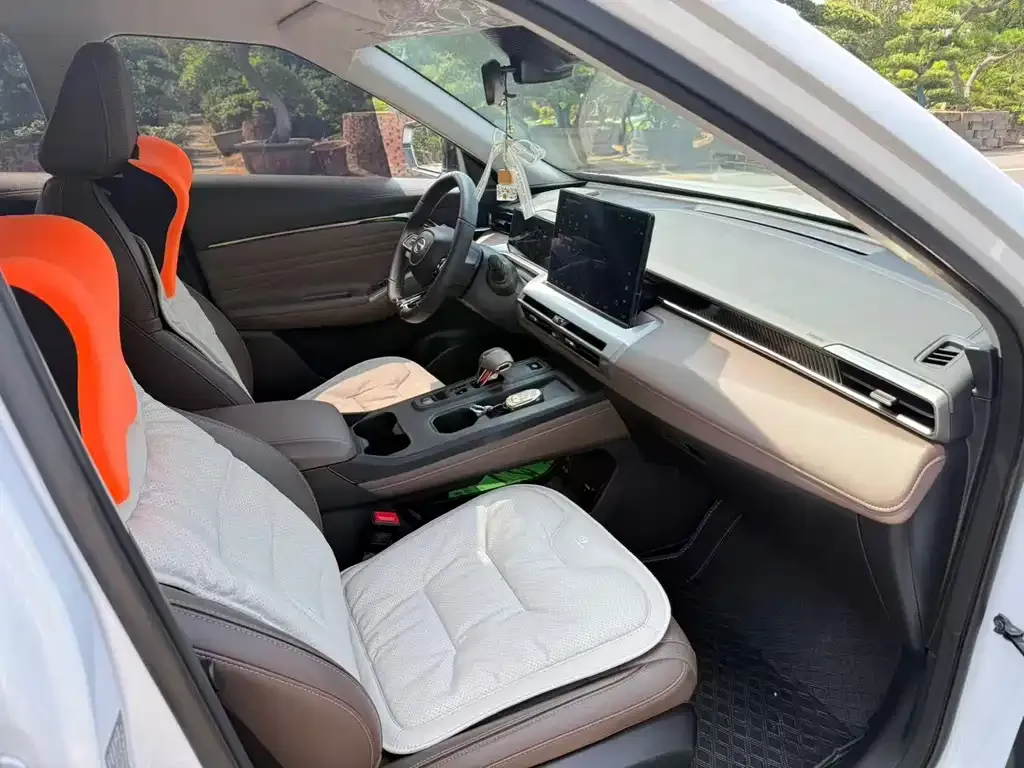 GAC Motor Trumpchi GS4 — фото 4