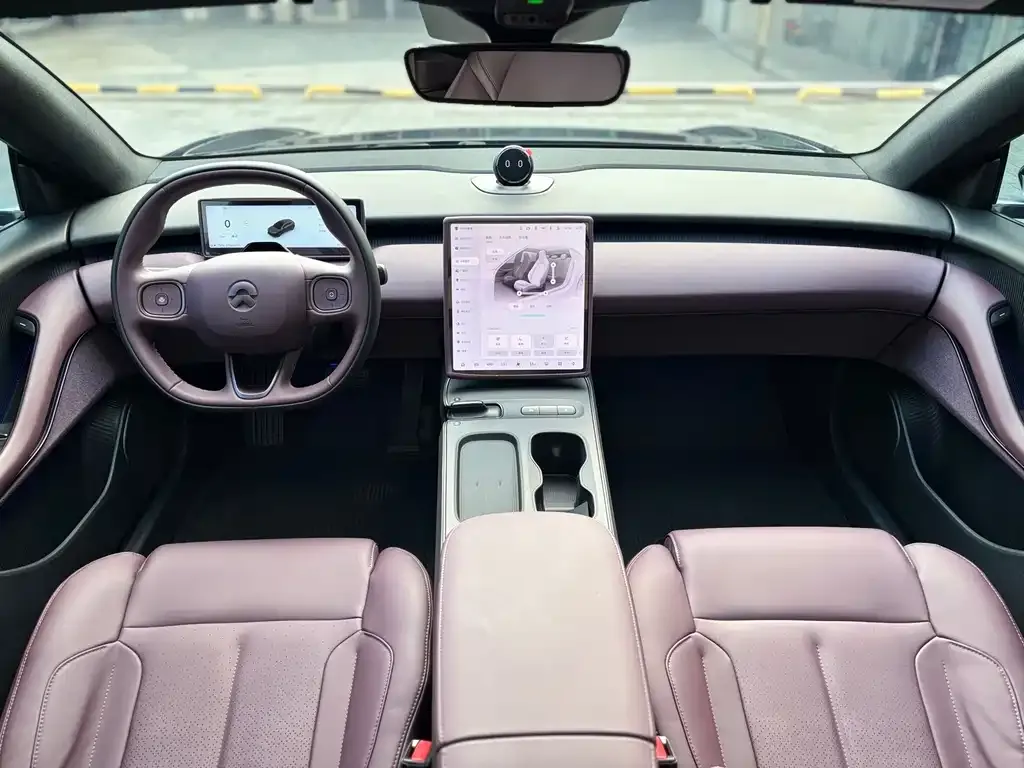 NIO ET5T — фото 8