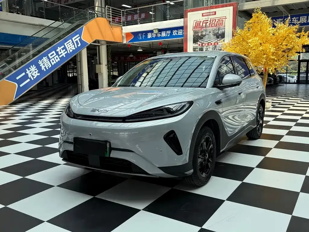 BYD Seal 05 DM-i — фото 1