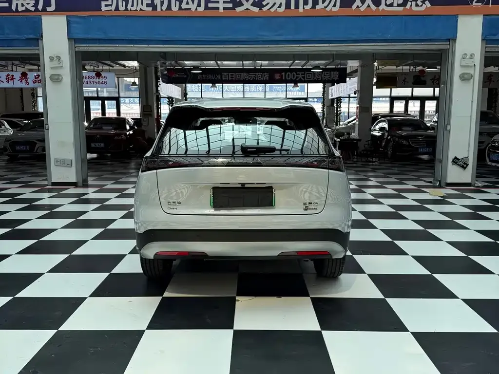 BYD Seal 05 DM-i — фото 3