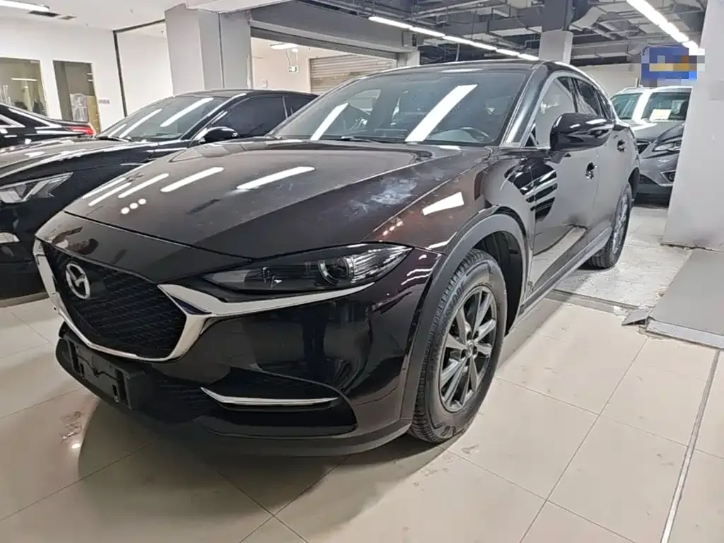 Mazda CX-4 — фото 1