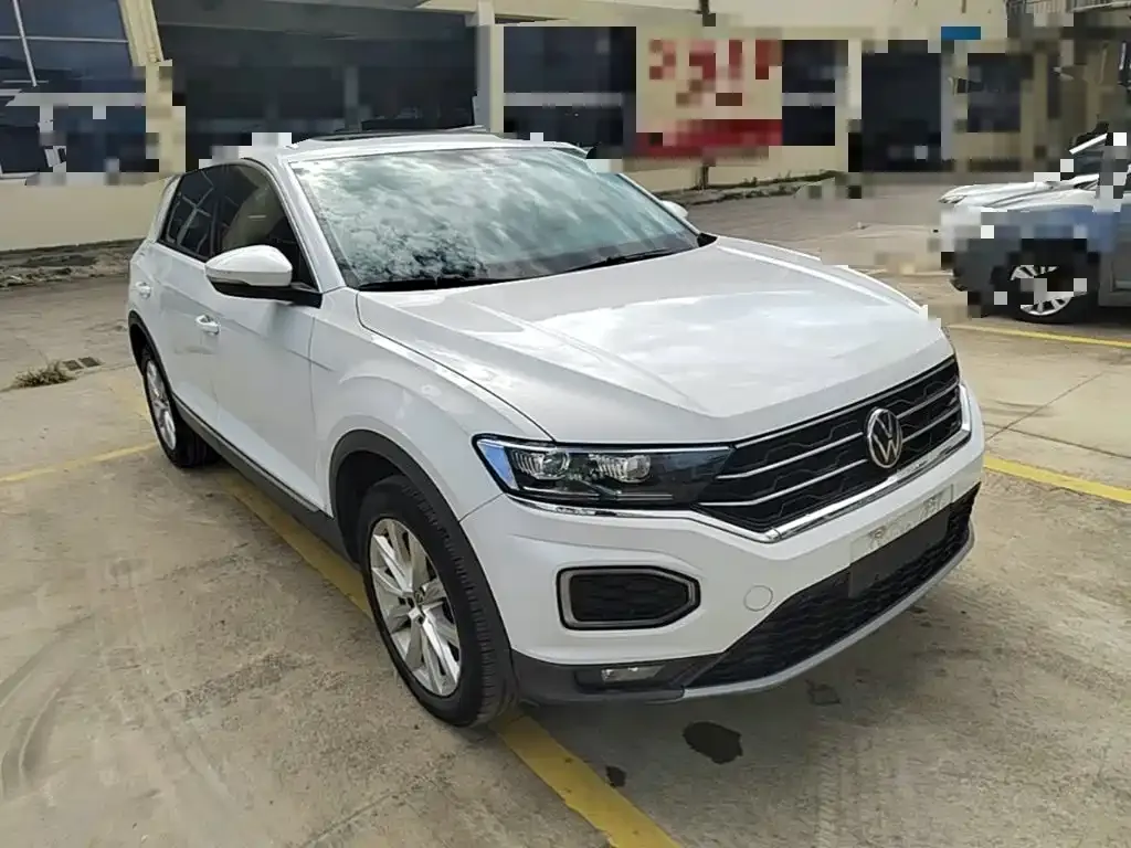 Volkswagen T-Roc — фото 8