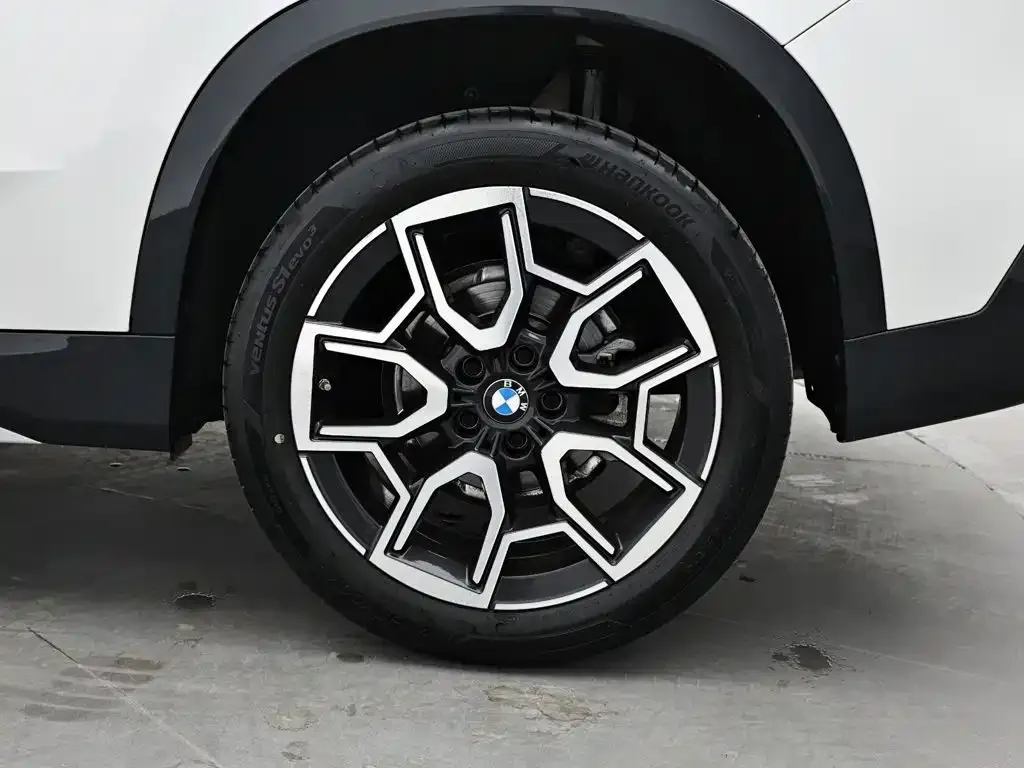BMW X1 — фото 4