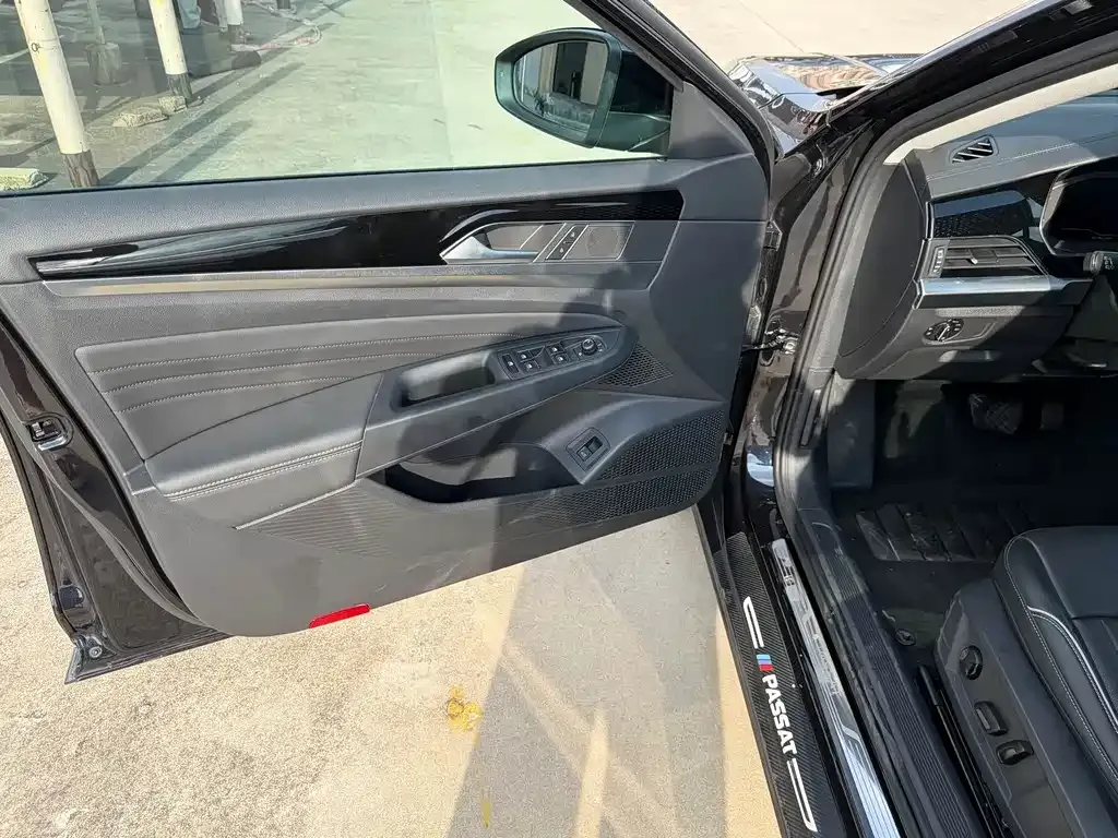 Volkswagen Passat — фото 9