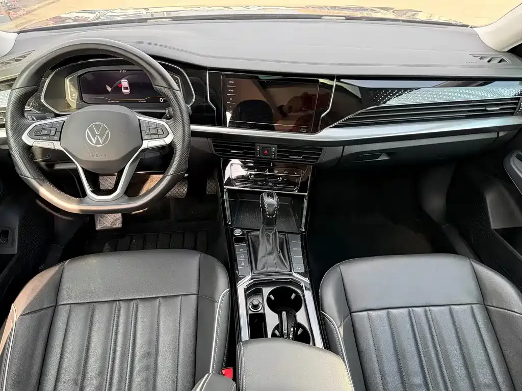Volkswagen Passat — фото 4