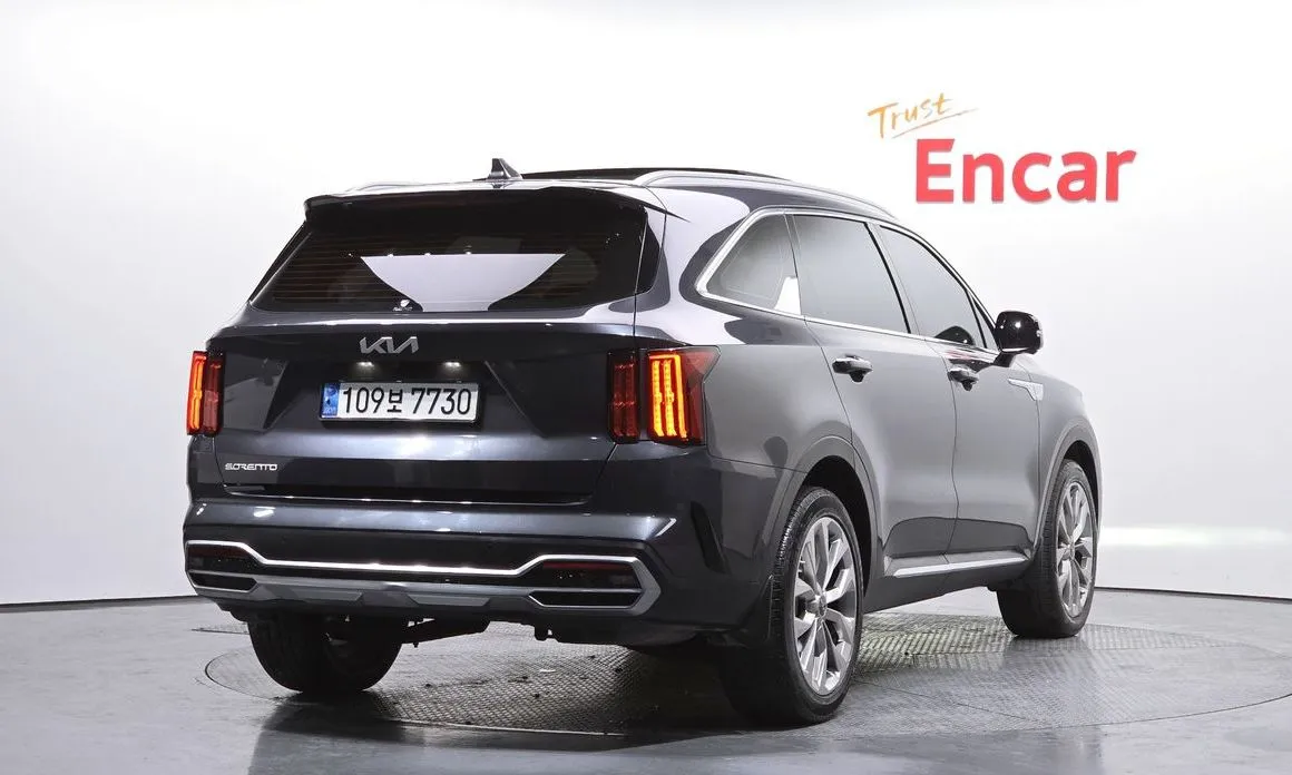 Kia Sorento — фото 3
