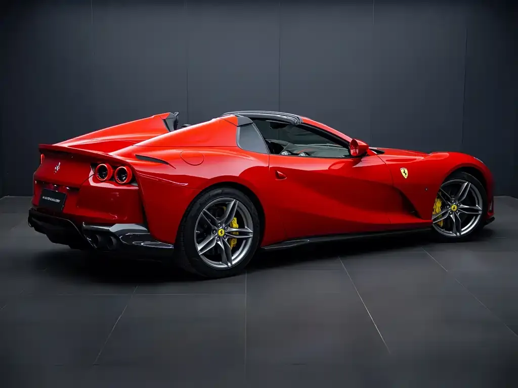 Ferrari 812 — фото 6