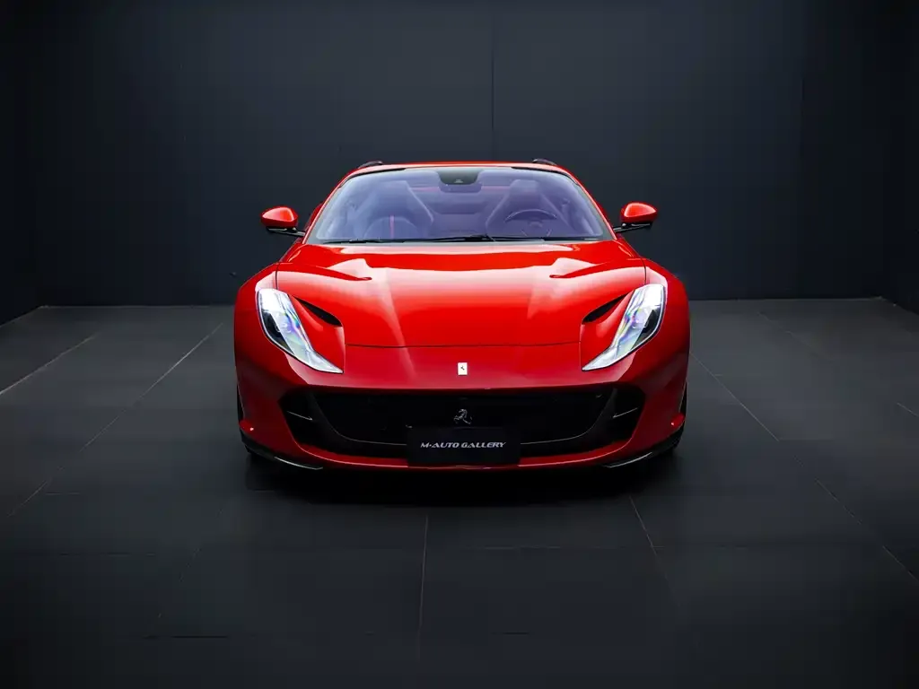 Ferrari 812 — фото 10