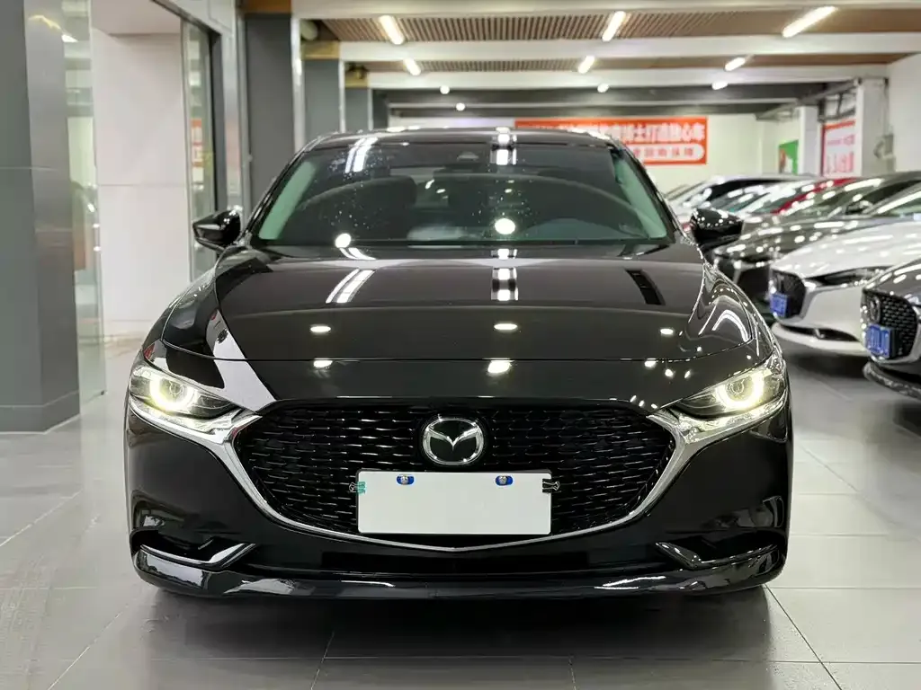 Mazda 3 Axela — фото 8