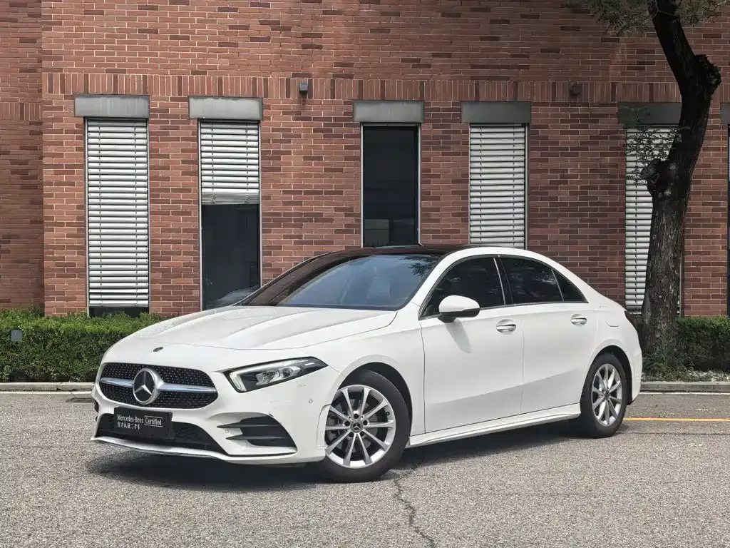 Mercedes-Benz A-Class — фото 1