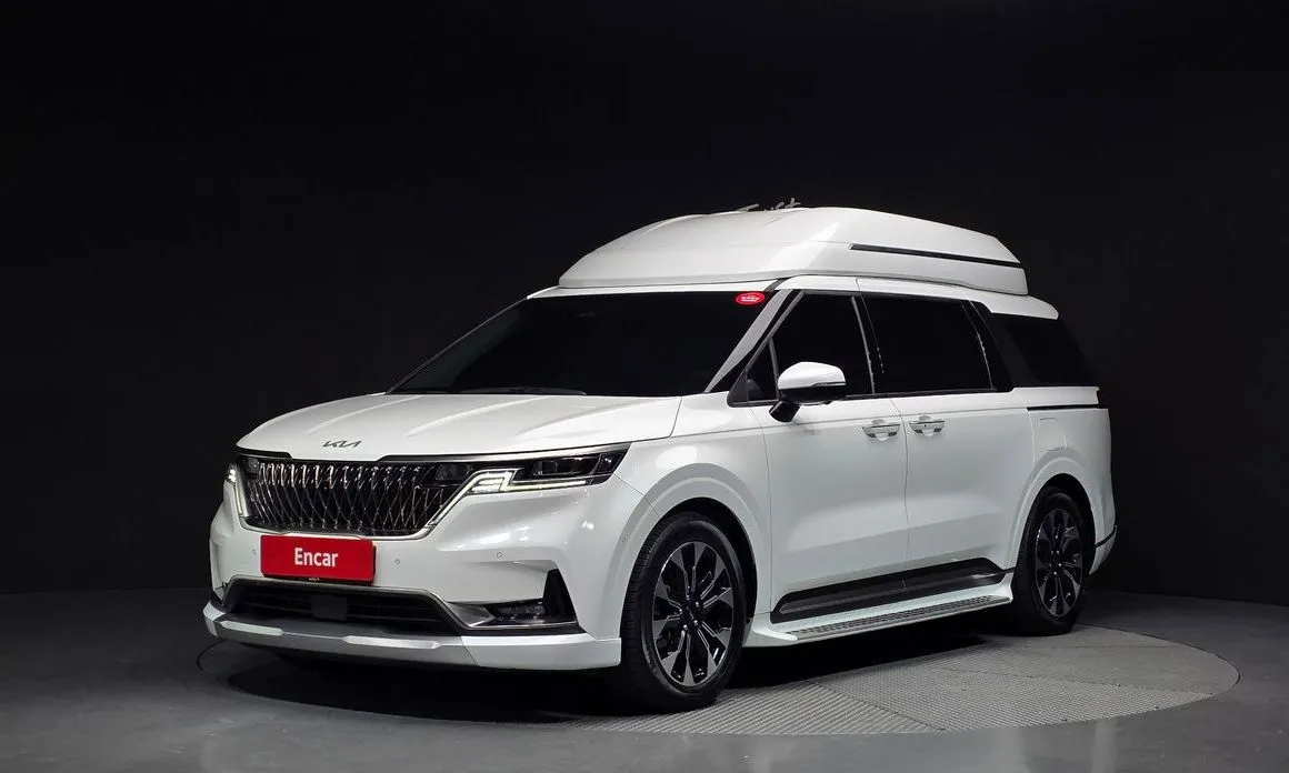 Kia Carnival — фото 1