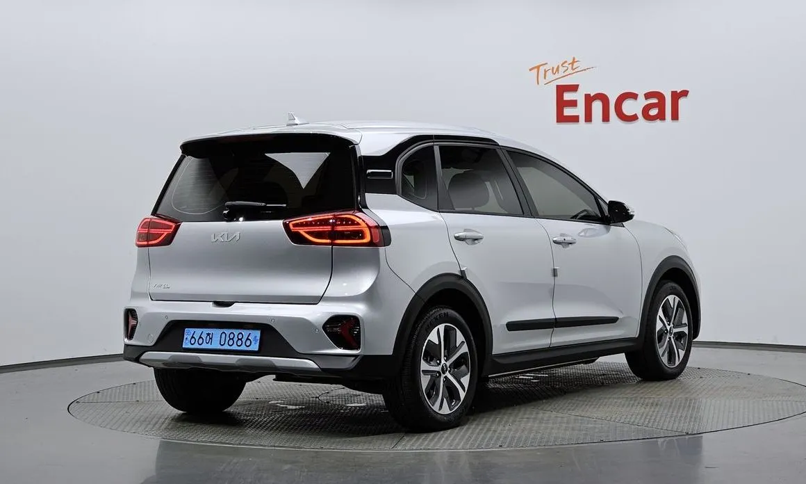 Kia Niro — фото 4
