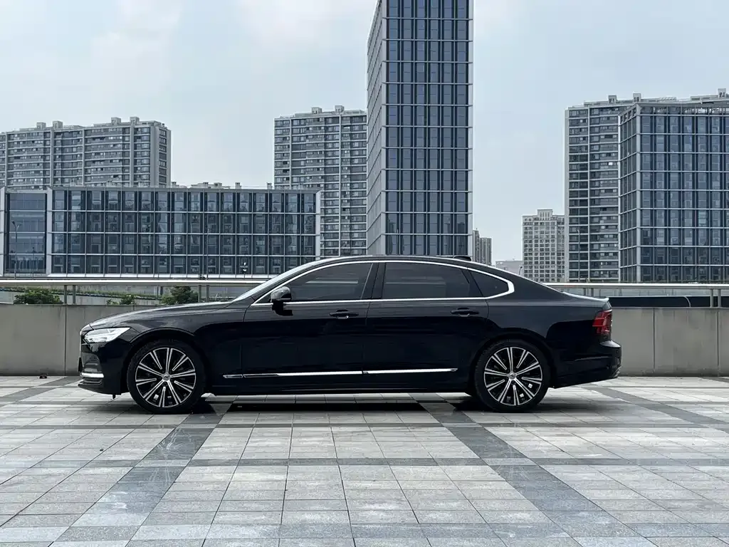 Volvo S90 — фото 4