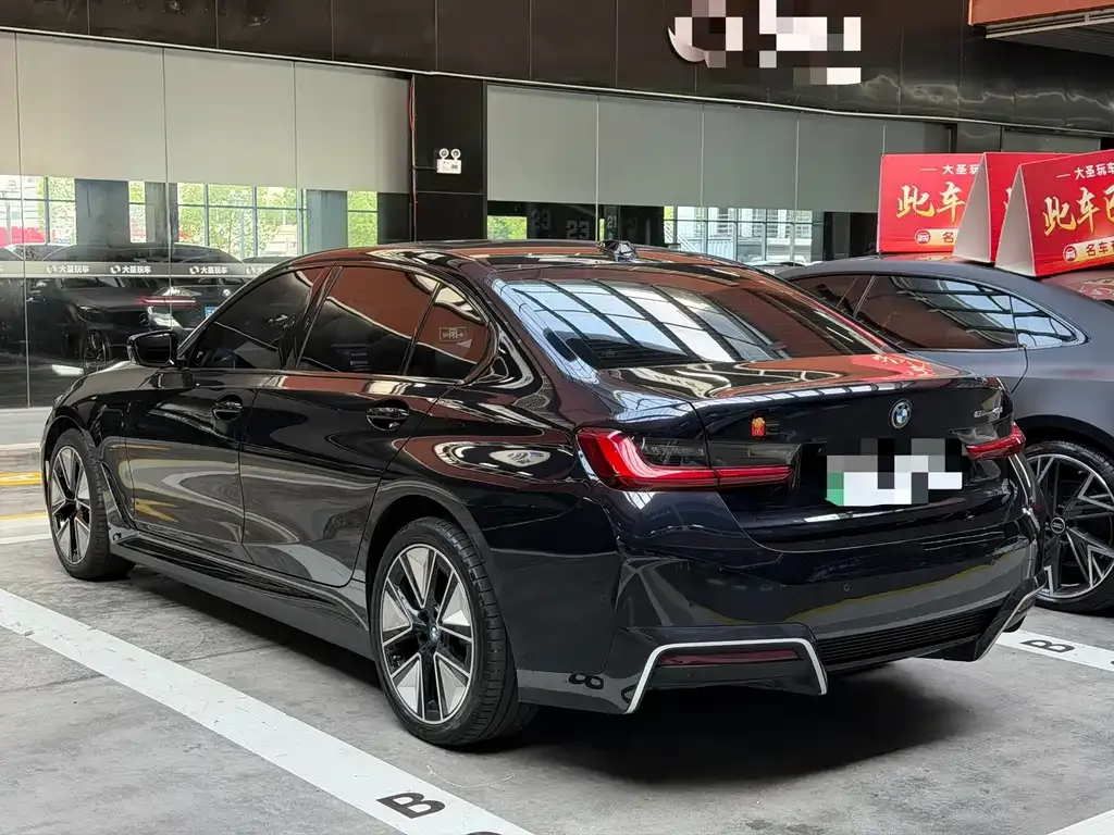 BMW i3 — фото 10