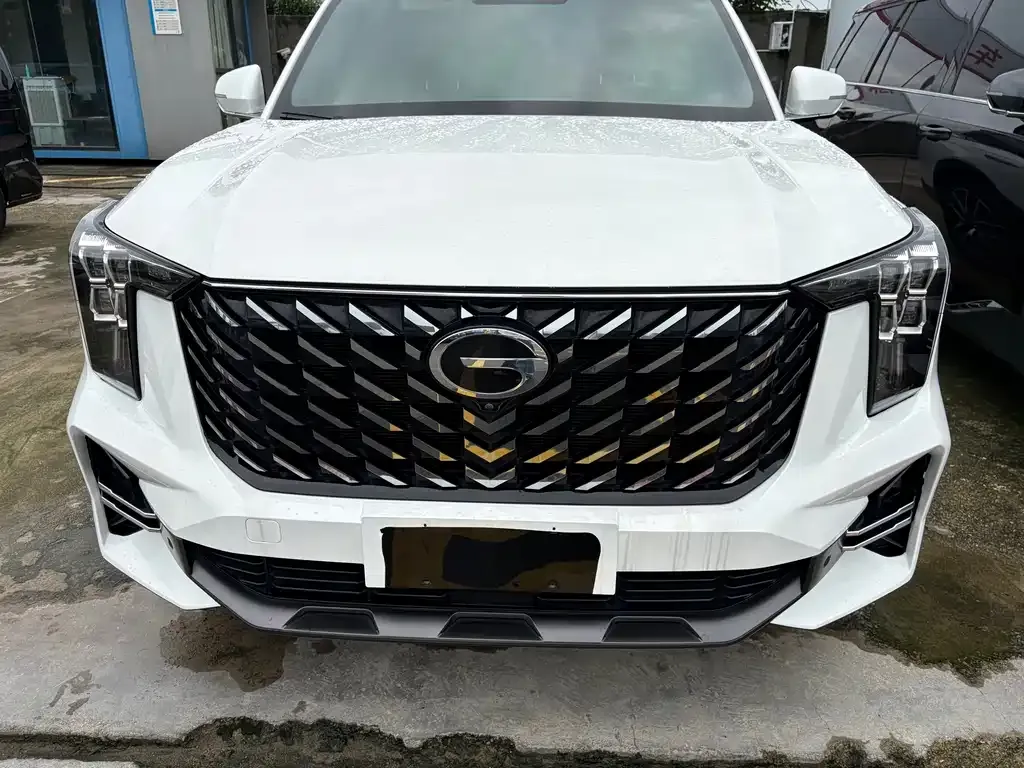 GAC Motor Trumpchi GS8 — фото 3