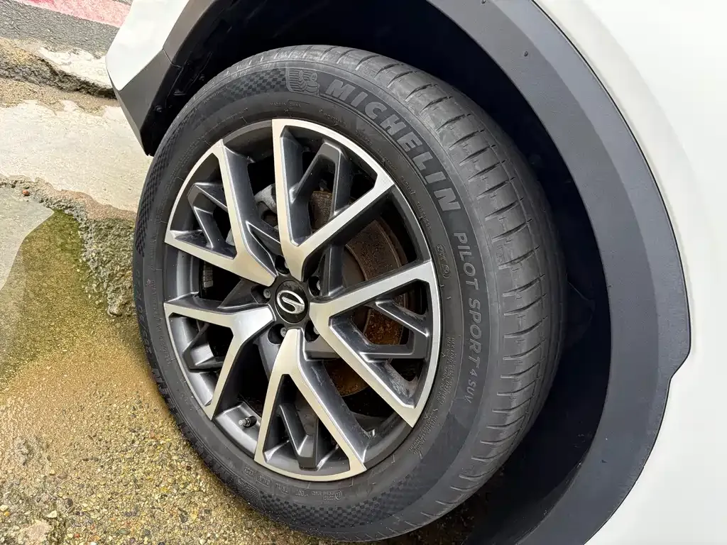 GAC Motor Trumpchi GS8 — фото 8