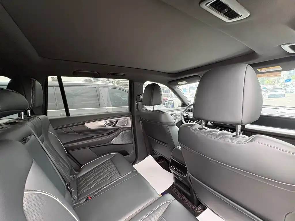 GAC Motor Trumpchi GS8 — фото 10