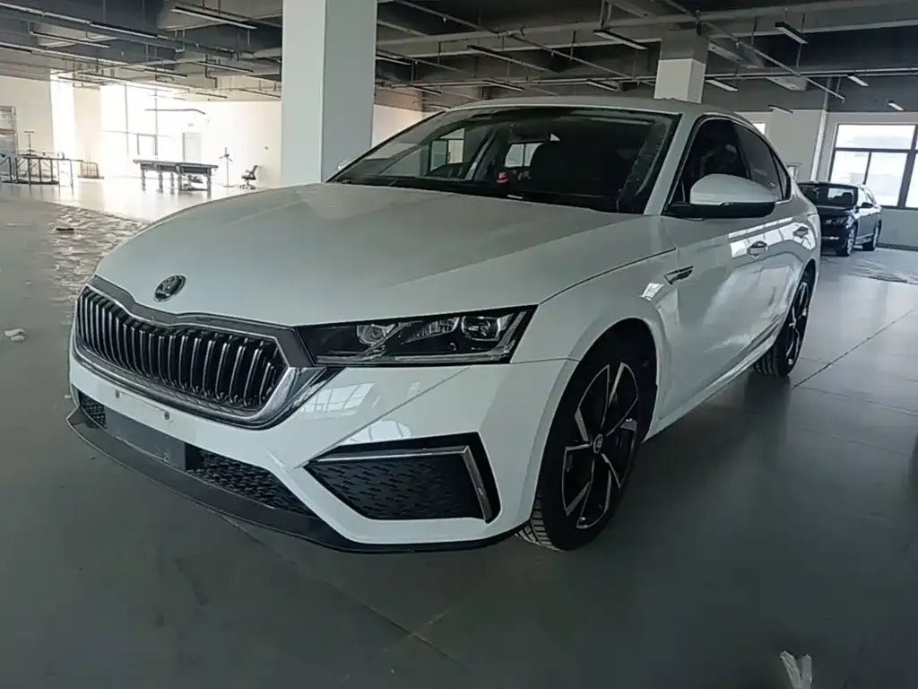 Skoda Octavia — фото 8