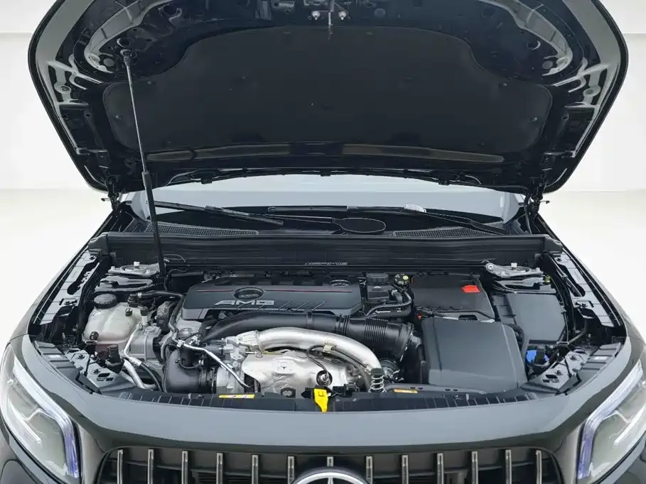 Mercedes-Benz GLB AMG — фото 9