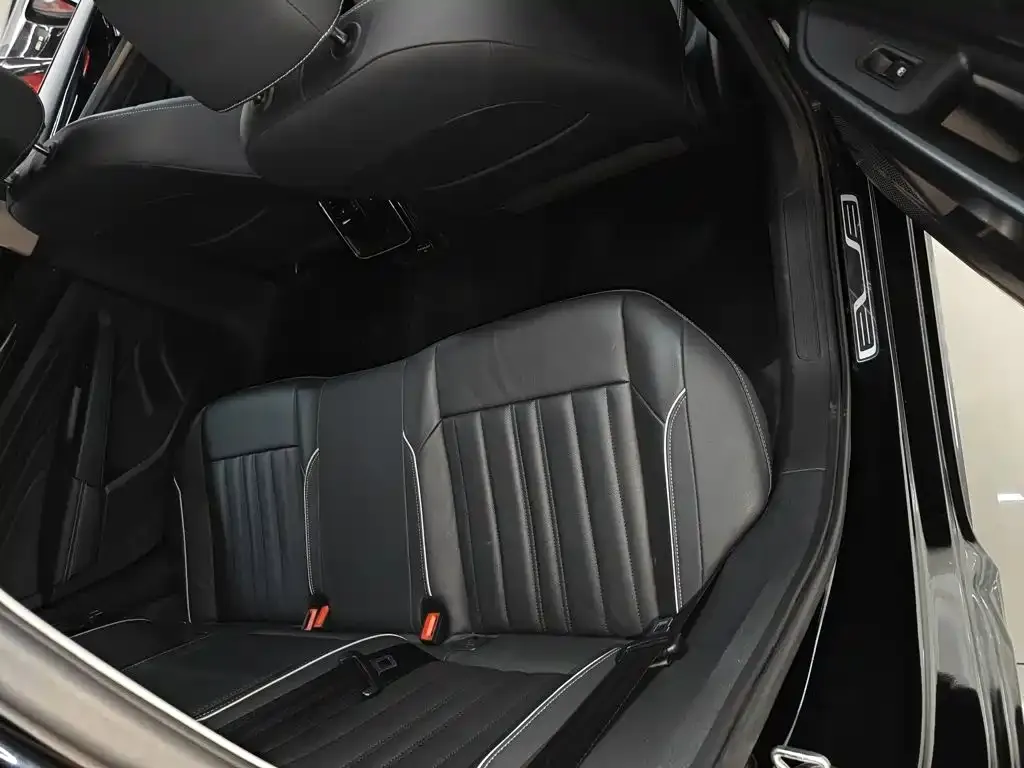 Volkswagen Passat — фото 4