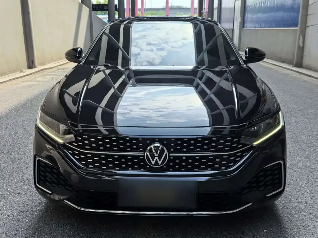 Volkswagen Passat — фото 3