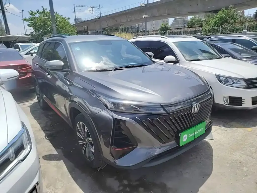 Changan CS75PLUS — фото 3