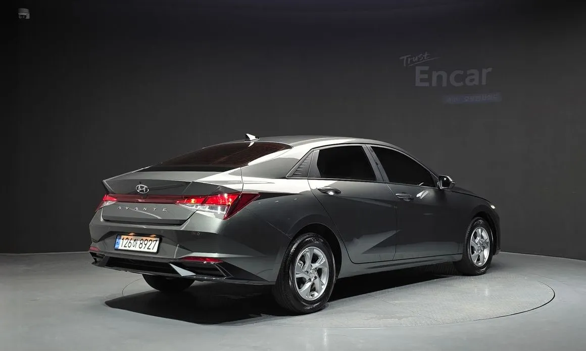 Hyundai AVANTE — фото 4