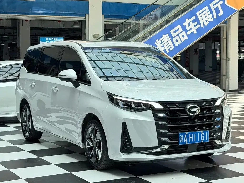 GAC Motor Trumpchi M6 — фото 6