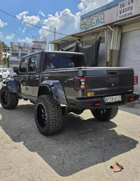 Jeep Gladiator — фото 10