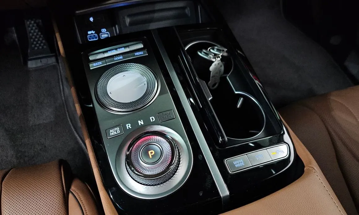 Genesis G80 — фото 10