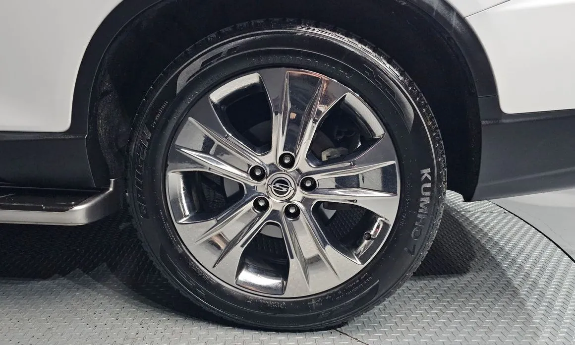 KG Mobility (Ssangyong) Rexton — фото 10
