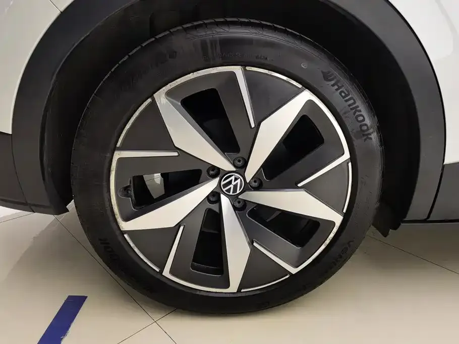 Volkswagen ID.4 Crozz — фото 10