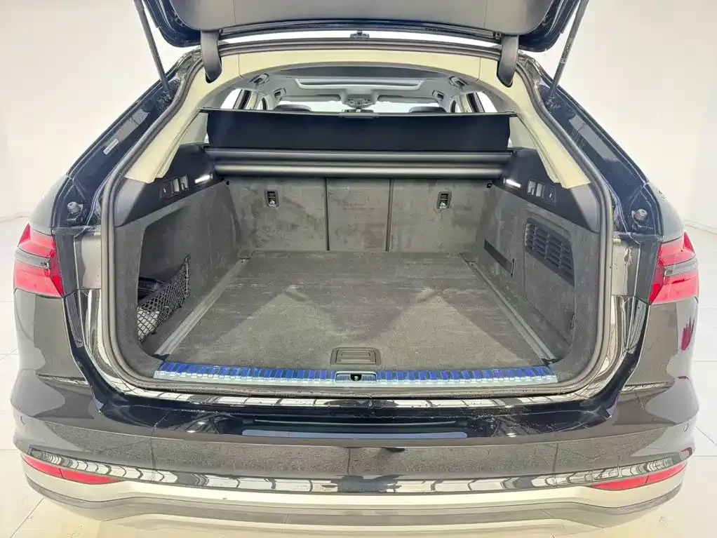 Audi A6 (Import) — фото 9