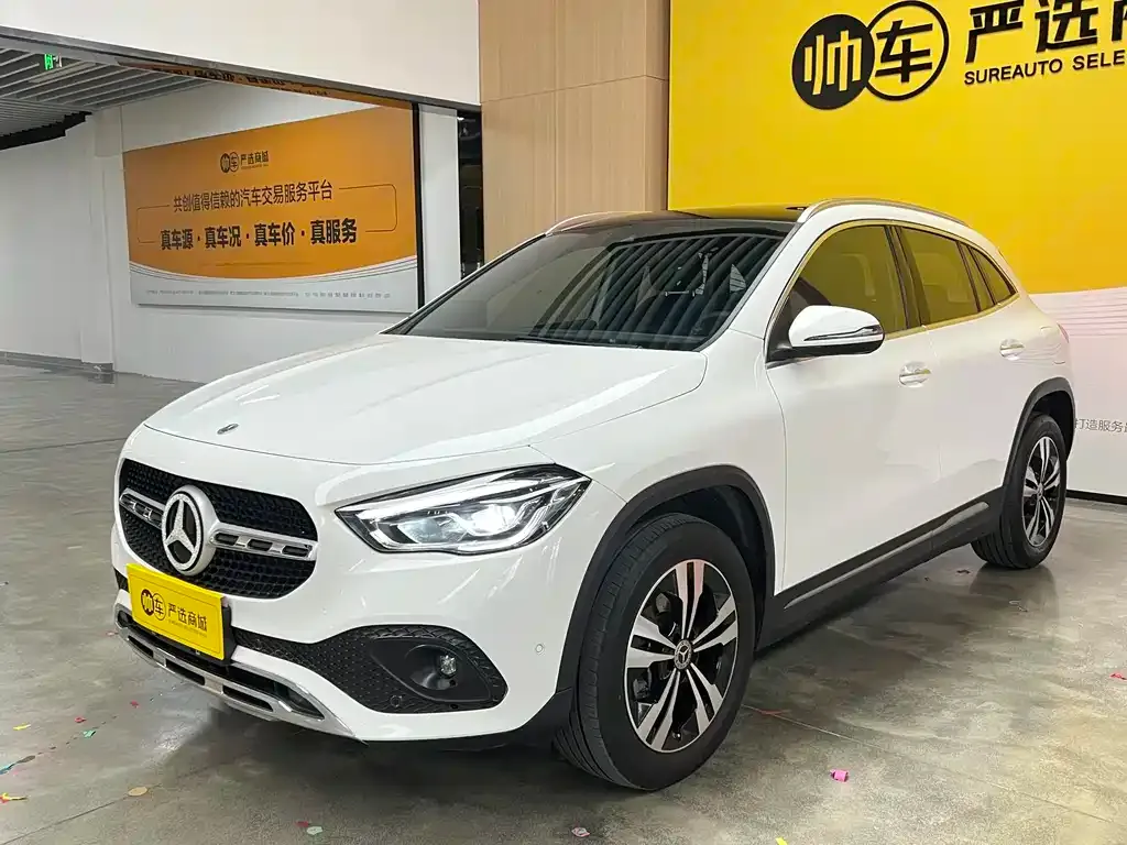 Mercedes-Benz GLA — фото 1