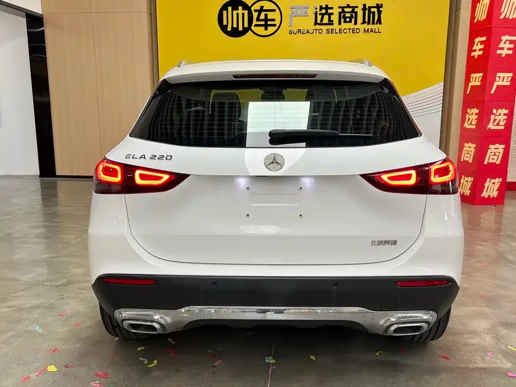 Mercedes-Benz GLA — фото 10