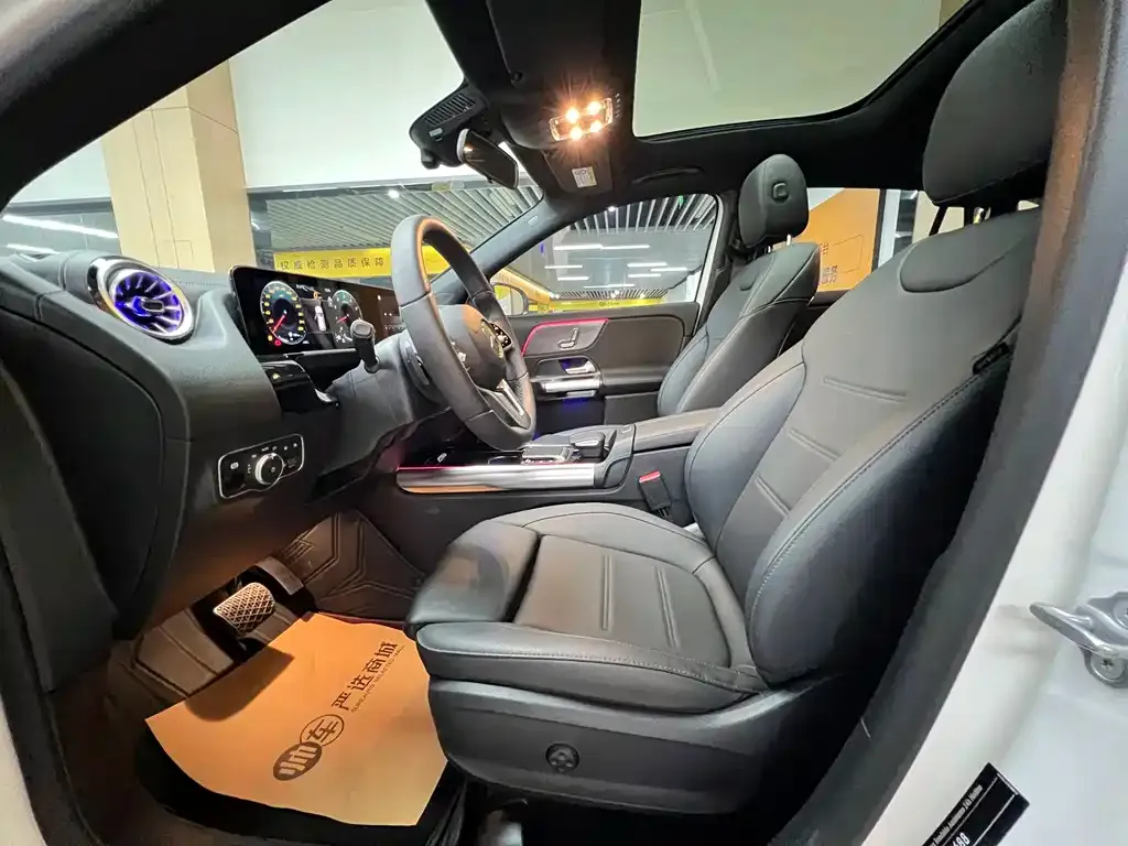 Mercedes-Benz GLA — фото 6
