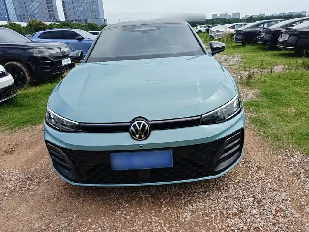 Volkswagen Passat — фото 8