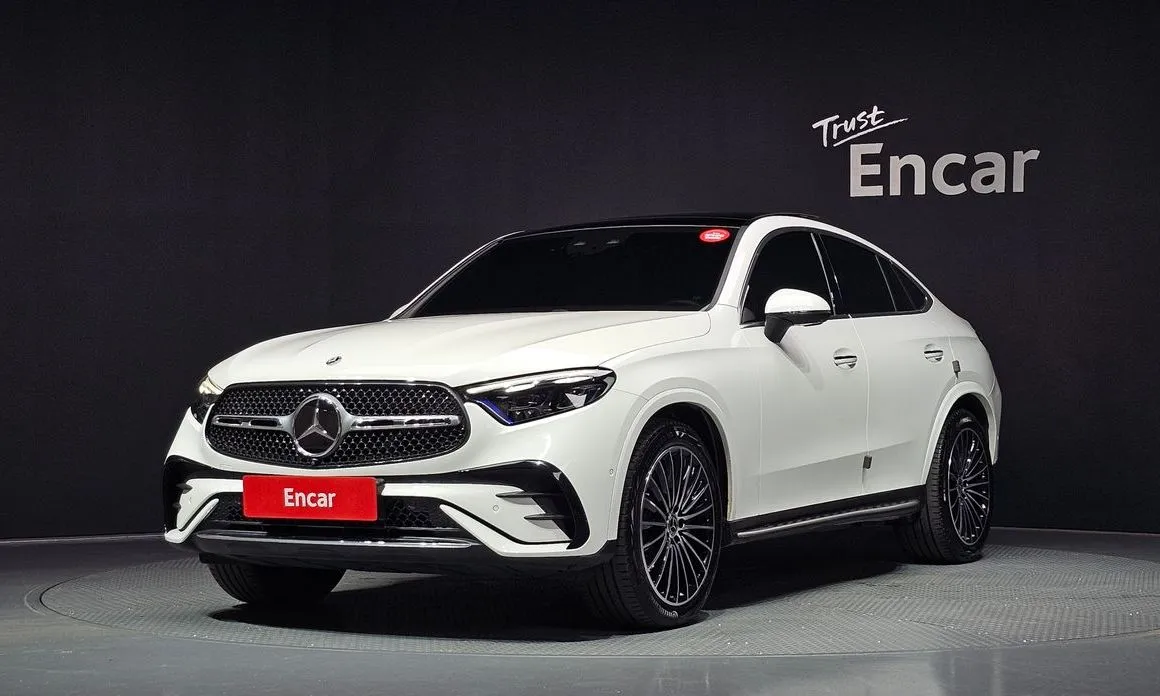 Mercedes-Benz GLC-Class GLC300 4MATIC Coupe 1
