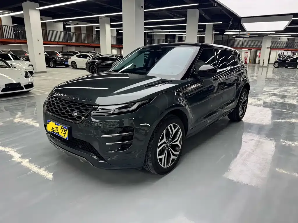 Land Rover Evoque — фото 1