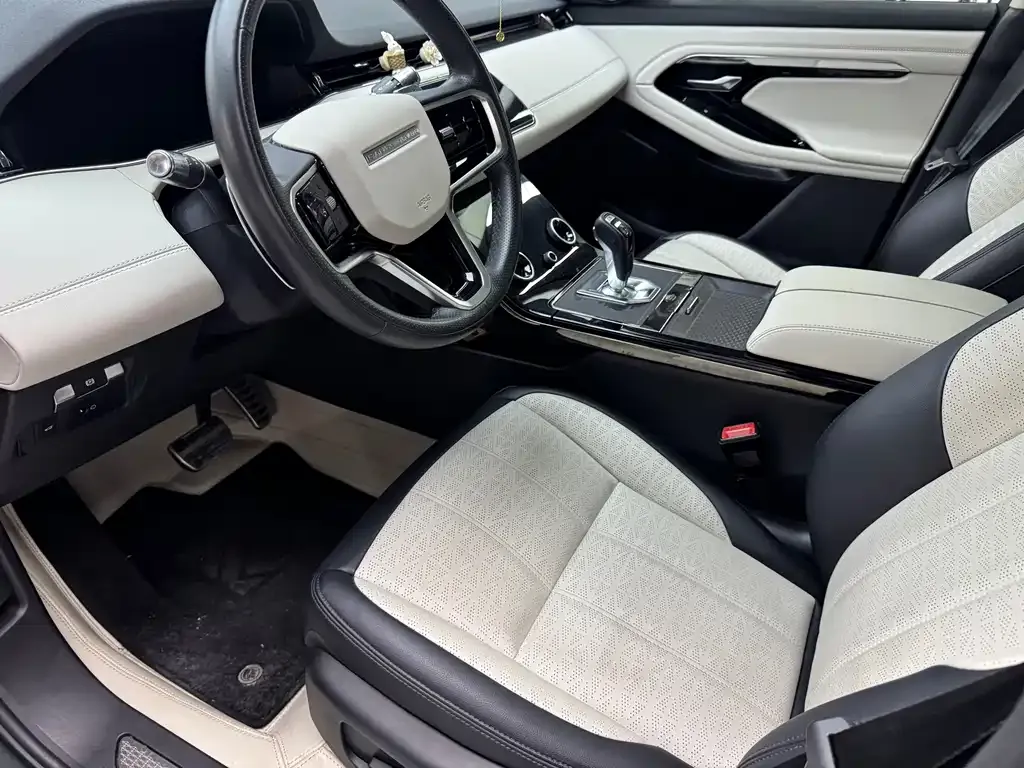Land Rover Evoque — фото 4