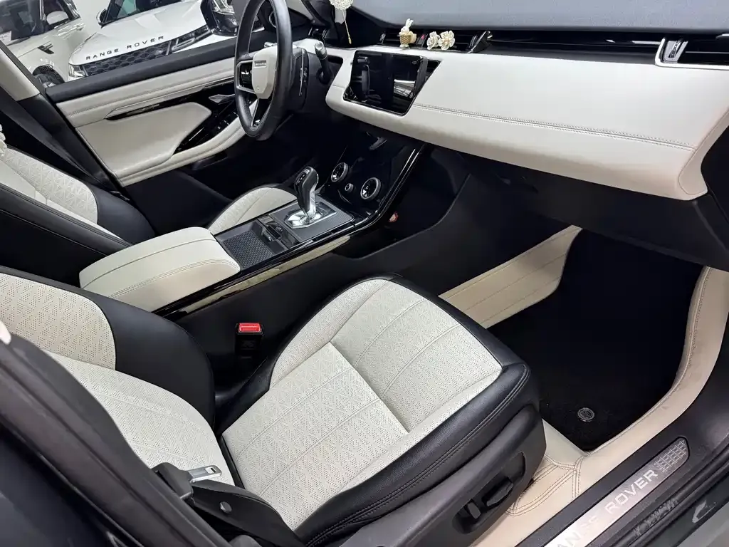 Land Rover Evoque — фото 10
