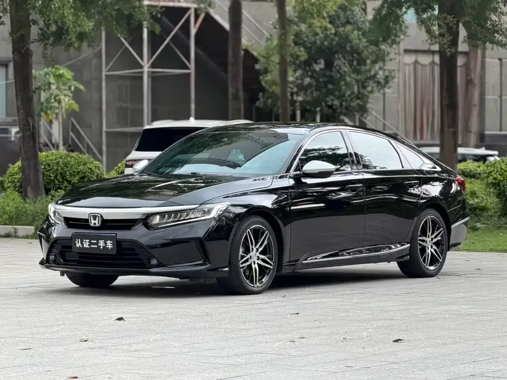Honda Inspire — фото 1