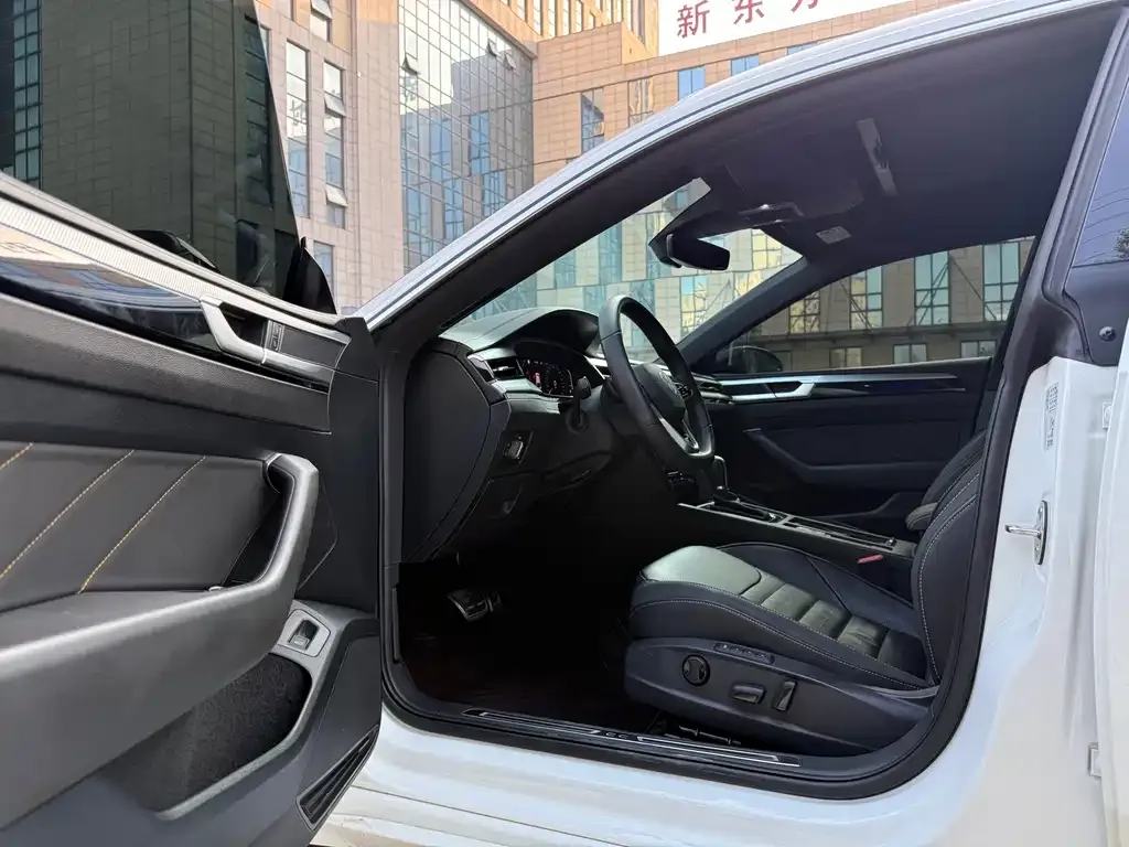 Volkswagen CC — фото 5
