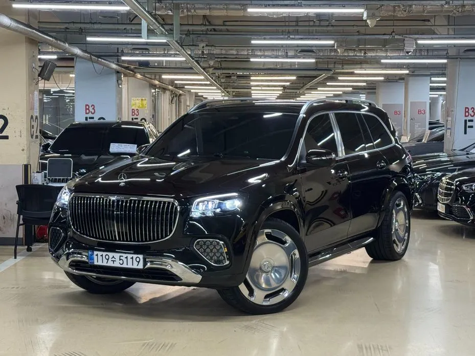 Mercedes-Benz GLS-Class Maybach GLS600 4MATIC 1