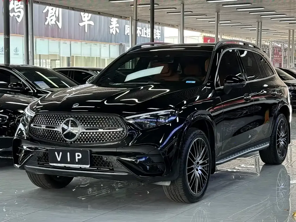 Mercedes-Benz GLC — фото 1