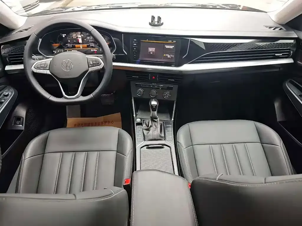 Volkswagen Passat — фото 5