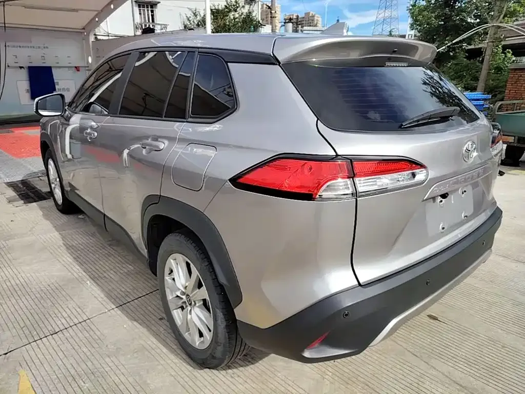 Toyota Corolla Cross — фото 3