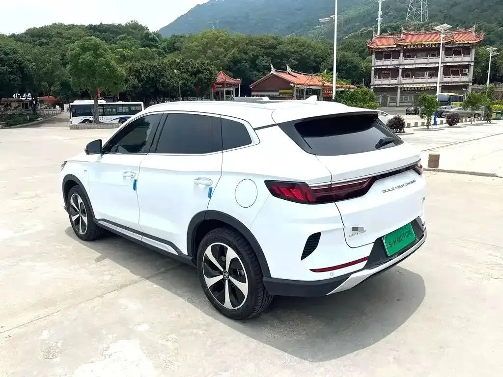 BYD PLUS New Energy — фото 9
