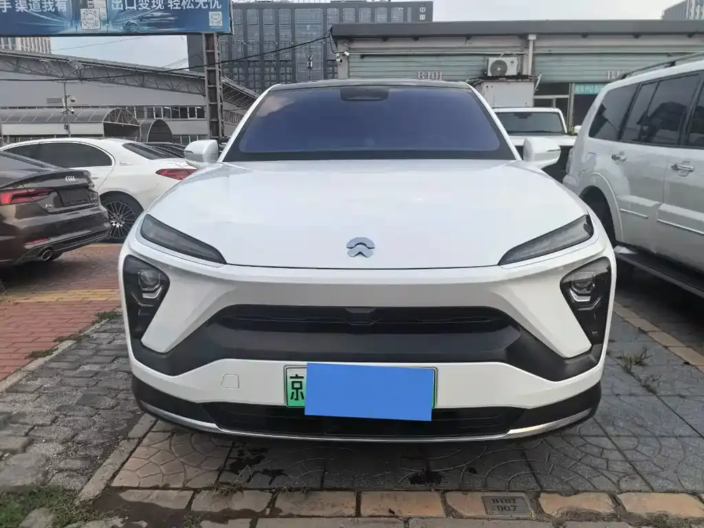 NIO EC6 — фото 6